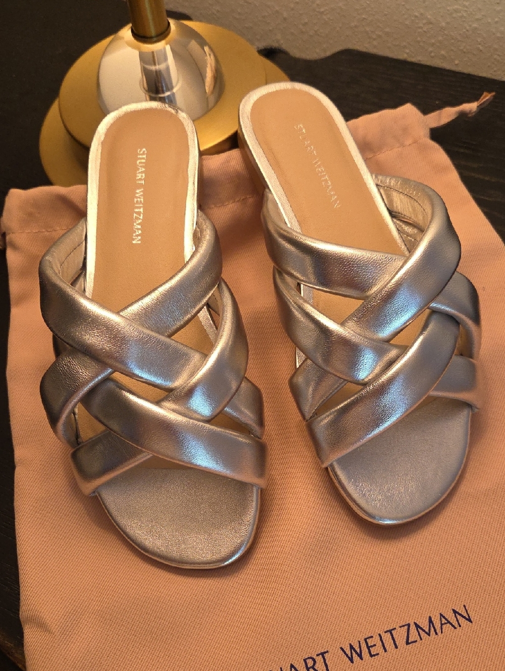 Stuart Weitzman Crossover slide sandal. Silver Size 6 NWT